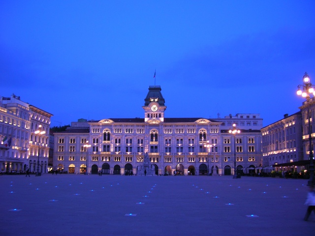 Trieste city hero image