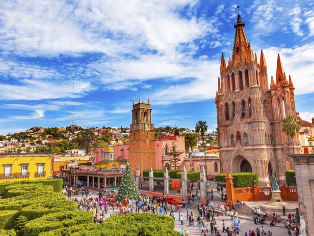 San Miguel de Allende city hero image