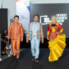 Fashion Show at Halal Expo Philippines, WTCMM Lobby