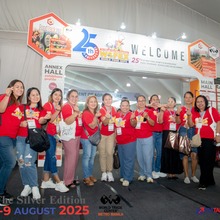 Group Picture by Visitors