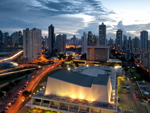 Abidjan city hero image